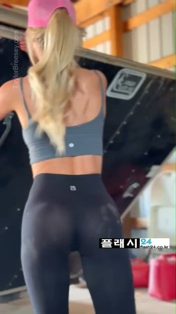 bt1e52eae5478398a494f1ca6c1563fa00.jpeg